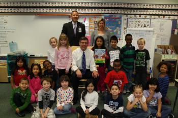 Rep. Paulsen at Oak Grove Elementary in Bloomington