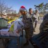 Airmen visit veterans' home residents [Image 16 of 17]