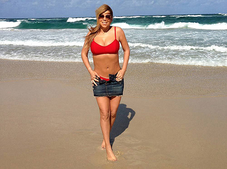 mariah_carey_red_bikini_australia