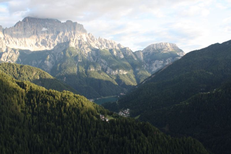 BRESSAN_2010_Alleghe_Landslide