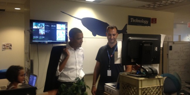 Jason Shows the President some serious User Experience.