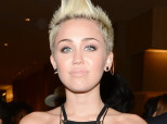 Miley Cryus Sideboob