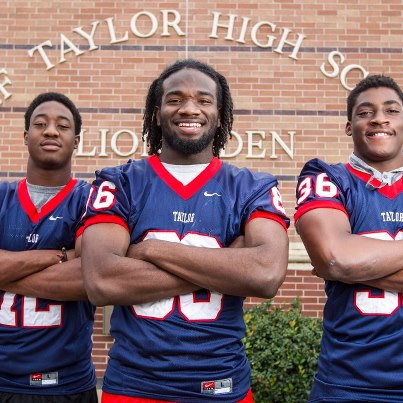 Photo: National Signing Day has arrived. Find updates throughout the day here.

http://blog.chron.com/prepsports/2013/02/national-signing-day-central-2013/

(Karen Warren/Houston Chronicle)