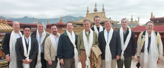美国驻华大使洪博培首次造访西藏。