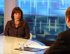 Intervista e Ambasadores Jacobson në RTK ( Foto: U.S. Embassy Pristina)