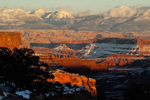 Canyonlands invites you to explore a wilderness of countless canyons and fantastically formed buttes carved by the Colorado River and its tributaries. Rivers divide the park into four districts: the Island in the Sky, the Needles, the Maze, and the rivers themselves. These areas share a primitive desert atmosphere, but each offers different opportunities for sightseeing and adventure.Photo: National Park Service 