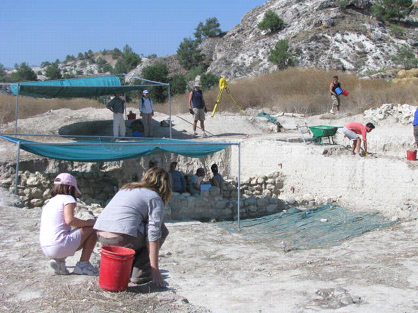 Embassy Goes Back in Cypriot Time with Visiting American Scholars (photo: U.S. Embassy Cyprus)