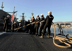 USS Underwood atraca en puerto de  Valparaíso