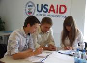 USAID supports Business EdgeTM trainings that strengthen the management skills of small and medium enterprises. 