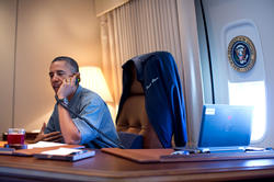 President Obama Calls Curiosity Team 