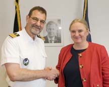 Estonian Ambassador Mrs Aino Lepik von Wirén and DCOM Vice Admiral Hans-Jochen Witthauer(Ger N)