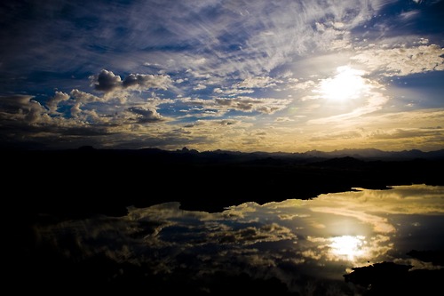 Lake Mohave sunrise. Photo: Andrew Pernick, Bureau of Reclamation