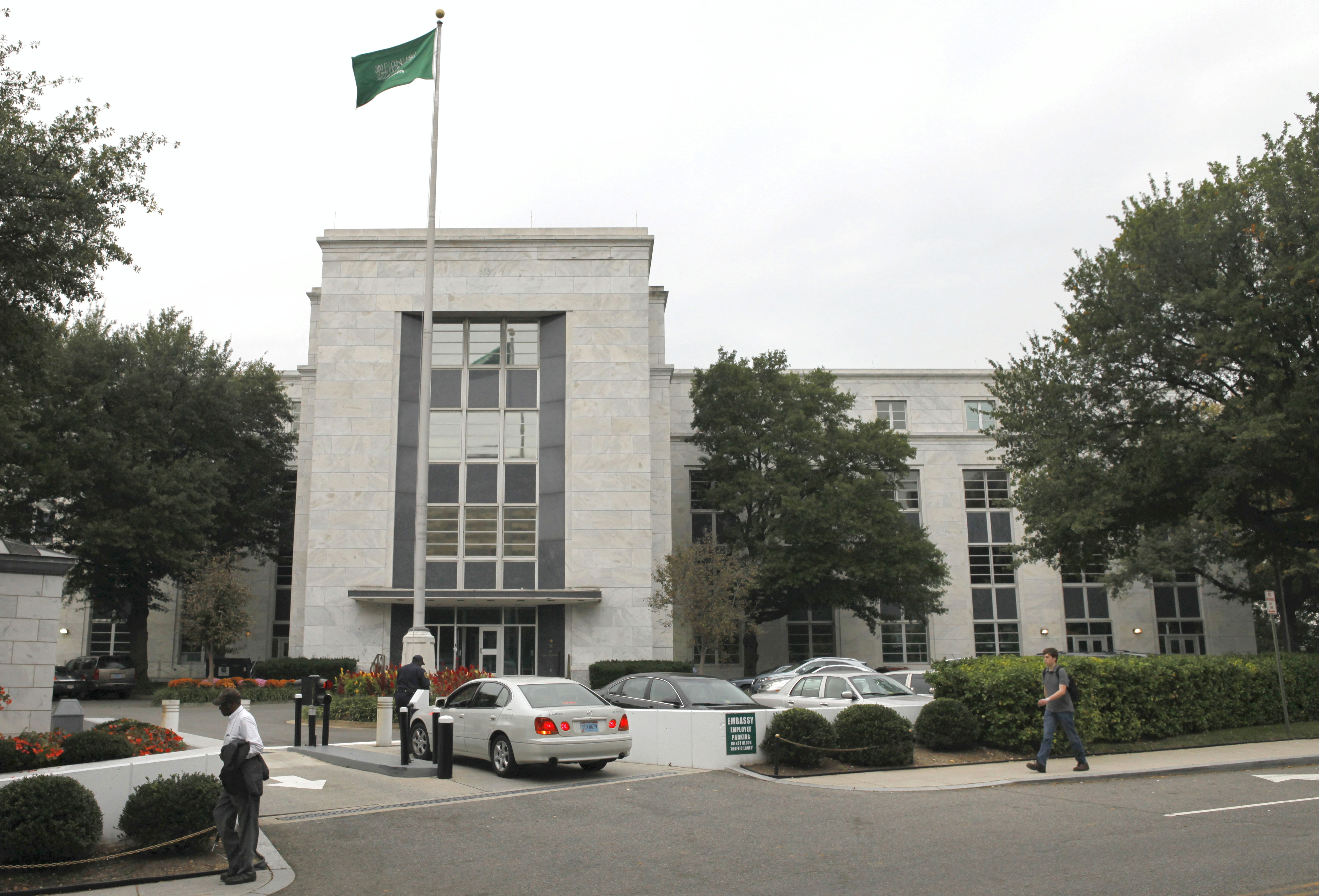 A car pulls into the Saudi Arabian embassy in Washington, Tuesday, Oct. 11, 2011.(AP Photo/Jacquelyn Martin)