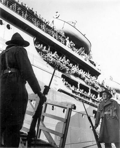 The US 1st Marine Division arrives in Wellington aboard the USS Wakefield on 14 June 1942.