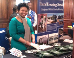 Roeneisha Wallace, a student trainee with USDA Rural Development’s Kentucky State Office and former intern, prepares to talk with middle and high school students interested in agriculture careers.