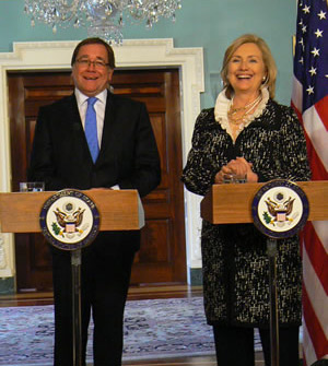 Foreign Affairs Minister Murray McCully with Secretary Clinton. Please click through for image source.