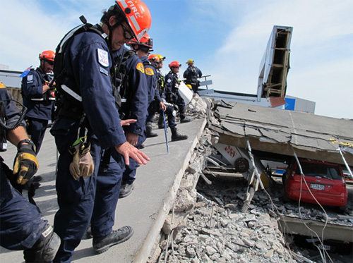 Los Angeles County Fire Department USAR team in action.