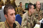 Italian paratroopers of the 186th Regiment, Folgore Brigade, stationed in Pisa and...