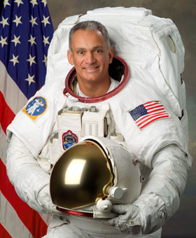 JSC2006-E-43656 --- Astronaut John D. (Danny) Olivas, mission specialist