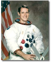 Edward Gibson (NASA Photo S71-52275)