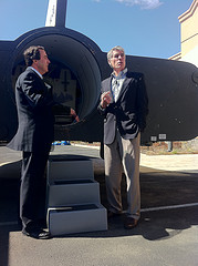 Mark Udall visits the Dream Chaser