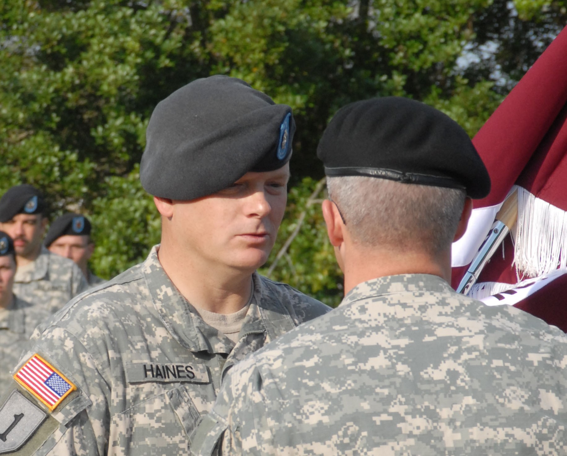 In April 2010, LTC David Haines (left) accepted the Warrior Transition Battalion’s flag from COL Ronald Place (right), MEDDAC Commander at Fort Knox’s Ireland Army Community Hospital. (Photo courtesy of Army.mil)