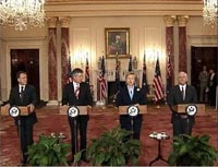 Secretary Clinton's remarks with Secretary of Defense Gates, Australian Foreign Minister Stephen Smith, and Australian Defense Minister Joel Fitzgibbon.