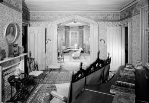 A parlor at the so-called "cottage," photographed for the Historic American Buildings Survey.  Some cottage! (Library of Congress)