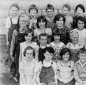 092263-4 Hanford Grade School Students and Teacher, 1934