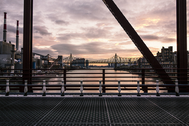 Big Allis and Roosevelt Island by David Wen Riccardi-Zhu, November 13, 2012 for State of the Environment on Flickr.