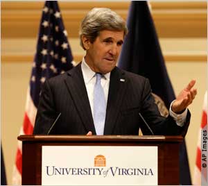 Selon M. Kerry, les États-Unis doivent s'engager globalement malgré les contraintes budgétaires