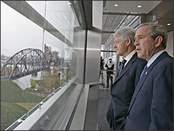 Clinton and Bush at Clinton Library on its opening day