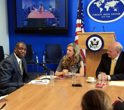 Date: 04/25/2011 Location: New York, New York Description: NY Foreign Press Center Briefing on the successes of the President's Malaria Initiative with Rear Admiral Tim Ziemer; Dikembe Mutombo; and Elizabeth Gore. - State Dept Image