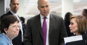 Acting Secretary Blank, Mayor Booker and Director Nelida Valentin at One-Stop Center, Newark (Photo: office of Mayor Booker