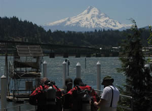 Columbia River training site near Portland, Oregon (Mount Hood in the background) where members of the R6 Dive Team attended a USGS course, Procedures for Conducting Underwater Searches for Invasive Mussels.  Photo: Larry Lockard /  USFWS