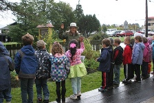 Cover Image (Ranger leading garden program at RBH)