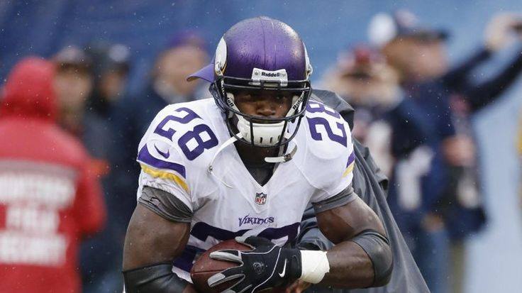 Photo: Minnesota Vikings' Adrian Peterson is arguably the best player in the NFL. --> http://yhoo.it/1eMRX2k

Will he ever have the Super Bowl bling to show for it?