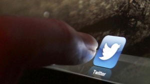 An illustration picture shows the log-on icon for Twitter on an iPad in Bordeaux, Southwestern France, January 30, 2013.  REUTERS/Regis Duvignau 