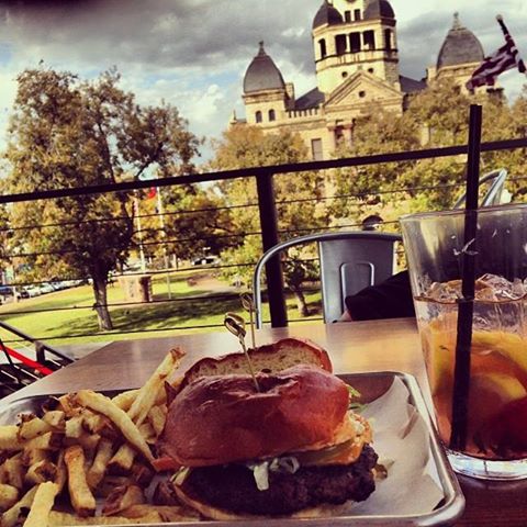 Photo: #Dentoning Pic of the Week: Paige checked out LSA Burger Co. and had enjoyed a bonus of a great view of the Square! Is it dinner time yet? That burger has our name all over it.

Photo credit: http://instagram.com/kokiri330