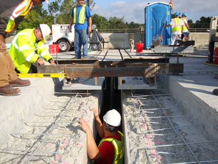 Bridge joint repairs on Interstate 95 on the Baldwin Bridge in Old Saybrook, CT 