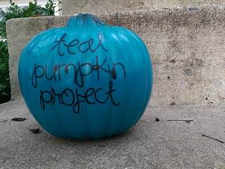 Teal Pumpkins Make Halloween Safer for Food Allergies