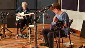 Sam Amidon (right) & Bill Frisell.