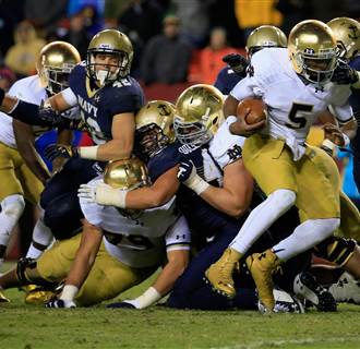 Notre Dame v Navy