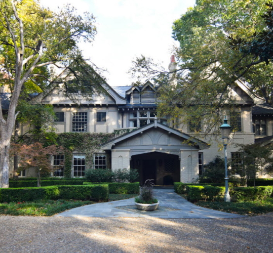 Historic Trammell Crow estate neighboring Jerry Jones for sale for $59.4 million