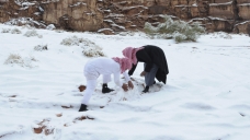 A prominent Saudi Arabian cleric has caused a stir by declaring the building of snowmen as anti-Islamic.