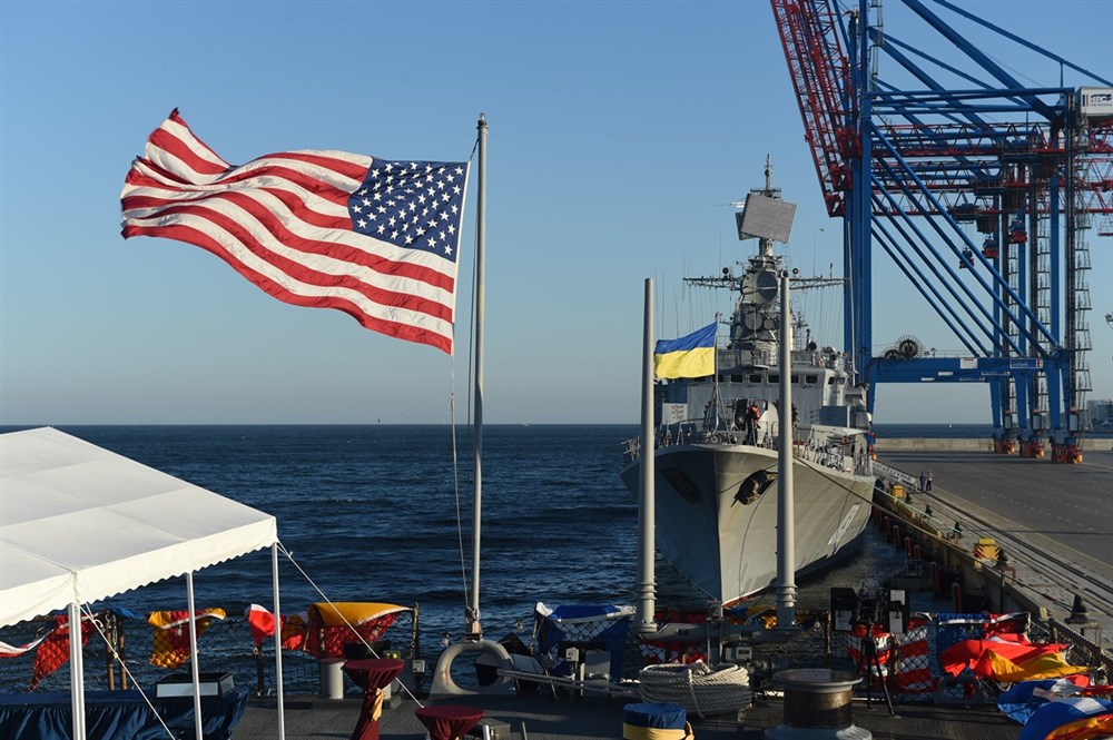 150901-N-FQ994-290 ODESA, Ukraine (Sept. 1, 2015) USS Donald Cook (DDG 75) and Ukrainian navy ship UKRS Hetman Sahaydachniy (U130) moored in Odesa, Ukraine for Sea Breeze 2015. Sea Breeze is an air, land and maritime exercise designed to improve maritime safety, security and stability in the Black Sea. (U.S. Navy photo by Mass Communication Specialist 3rd Class Robert S. Price/Released)