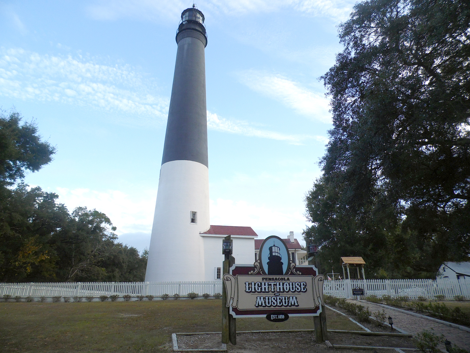 NAS Pensacola Lighthouse 
