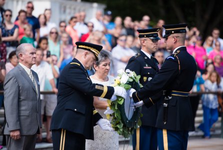 Chief of Staff of the Army Gen. Mark A. Milley, second from left, and Candy Martin, president of American Gold Star Mothers Inc., lay a wreath at the Tomb of the Unknown Soldier in Arlington National Cemetery, Sept. 25, 2016, in Arlington, Va. The wreath was laid in honor of the 80th Gold Star Mother's Day.