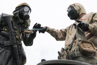 Soldiers learn Japanese decon despite language barriers