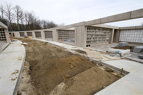 ARLINGTON, Va. – Construction continues on multiple columbariums being built at the Arlington National Cemetery’s Millennium Project. The new columbariums are part of a mixture of in-ground burials and above ground inurnment sites, which will maximize the amount of burial opportunities offered in the 27 acre expansion project. (U.S. Army photo/Patrick Bloodgood)
